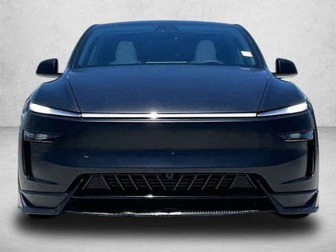 Used 2026 Tesla Model Y 2WD image 3