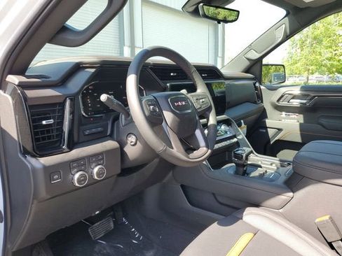 New 2026 GMC Sierra 1500 AT4 w/ AT4 Premium Package AWD/4WD image 21