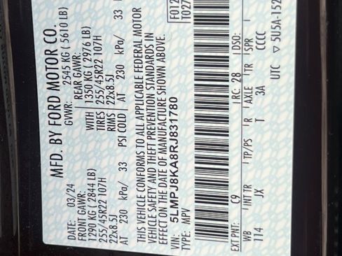 Used 2024 Lincoln Nautilus Reserve w/ Equipment Group 202A image 31