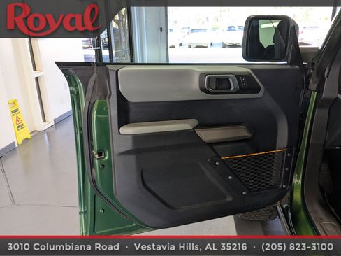 Used 2023 Ford Bronco Badlands w/ Sasquatch Package image 16