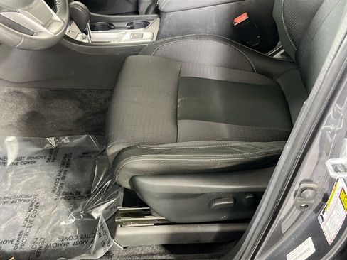 Used 2023 Subaru Ascent Premium w/ Convenience Package AWD/4WD image 18