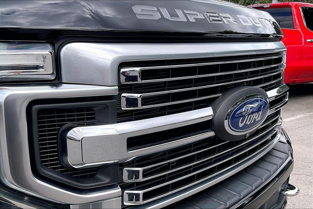 Used 2022 Ford F350 Limited w/ FX4 Off-Road Package AWD/4WD image 38