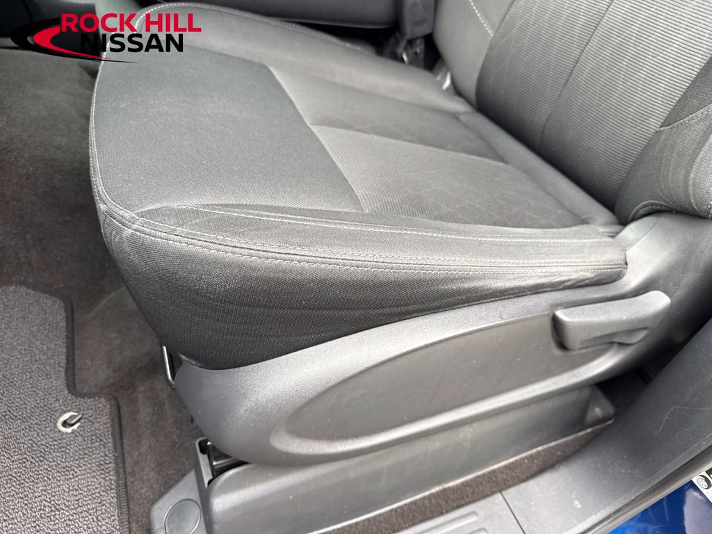 Used 2019 Nissan Titan SV AWD/4WD image 16