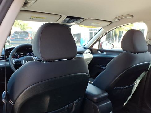 Used 2023 Kia K5 LXS image 19