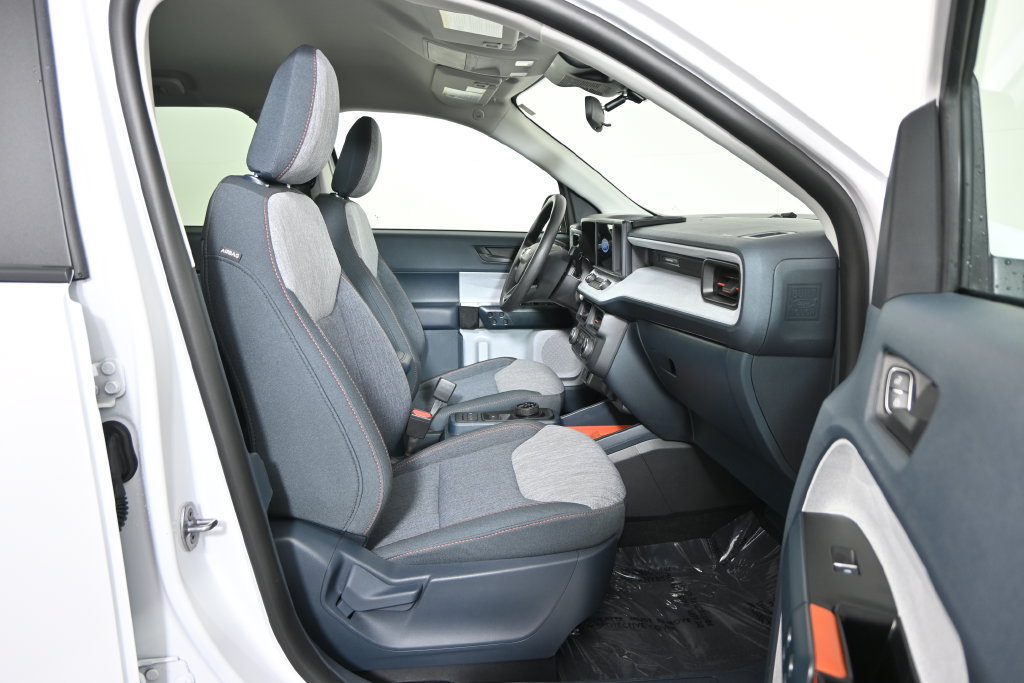 Used 2023 Ford Maverick XLT FWD image 14