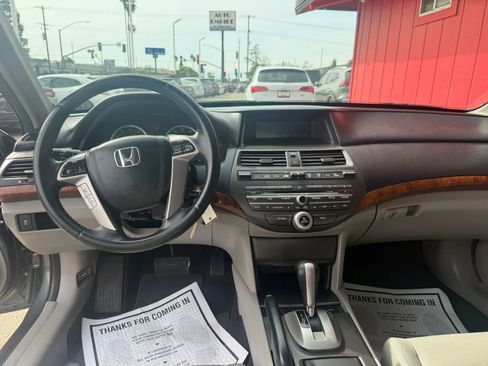 Used 2011 Honda Accord EX-L image 8