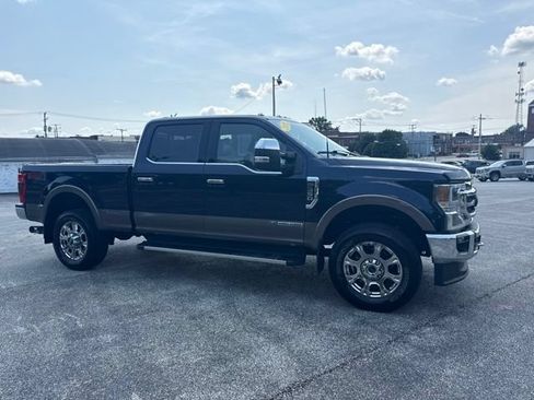 Used 2022 Ford F350 Lariat w/ Lariat Ultimate Package AWD/4WD image 7