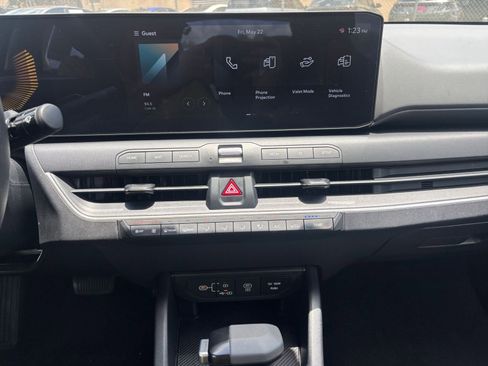 Used 2025 Kia K4 FWD image 17