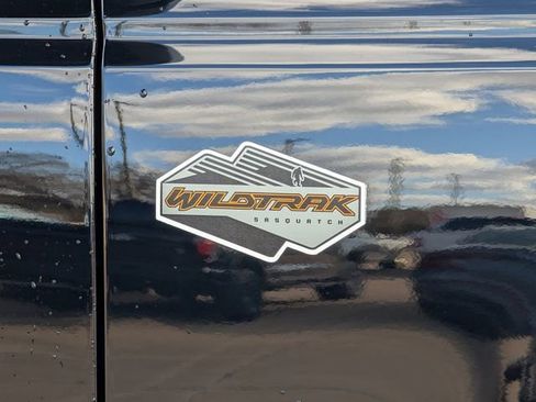 Used 2022 Ford Bronco Wildtrak image 10