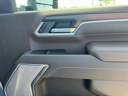 Used 2026 GMC Sierra 3500 Denali AWD/4WD image 30