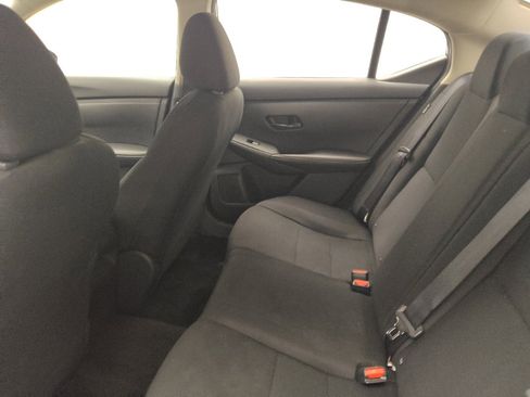 Used 2024 Nissan Sentra S FWD image 18