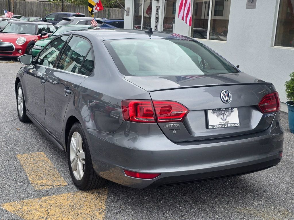 Used 2014 Volkswagen Jetta Hybrid Sedan FWD image 6