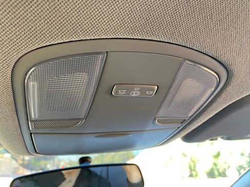 Used 2017 Hyundai Elantra SE image 60