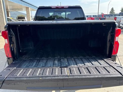 Used 2024 Chevrolet Silverado 1500 High Country w/ Technology Package image 12