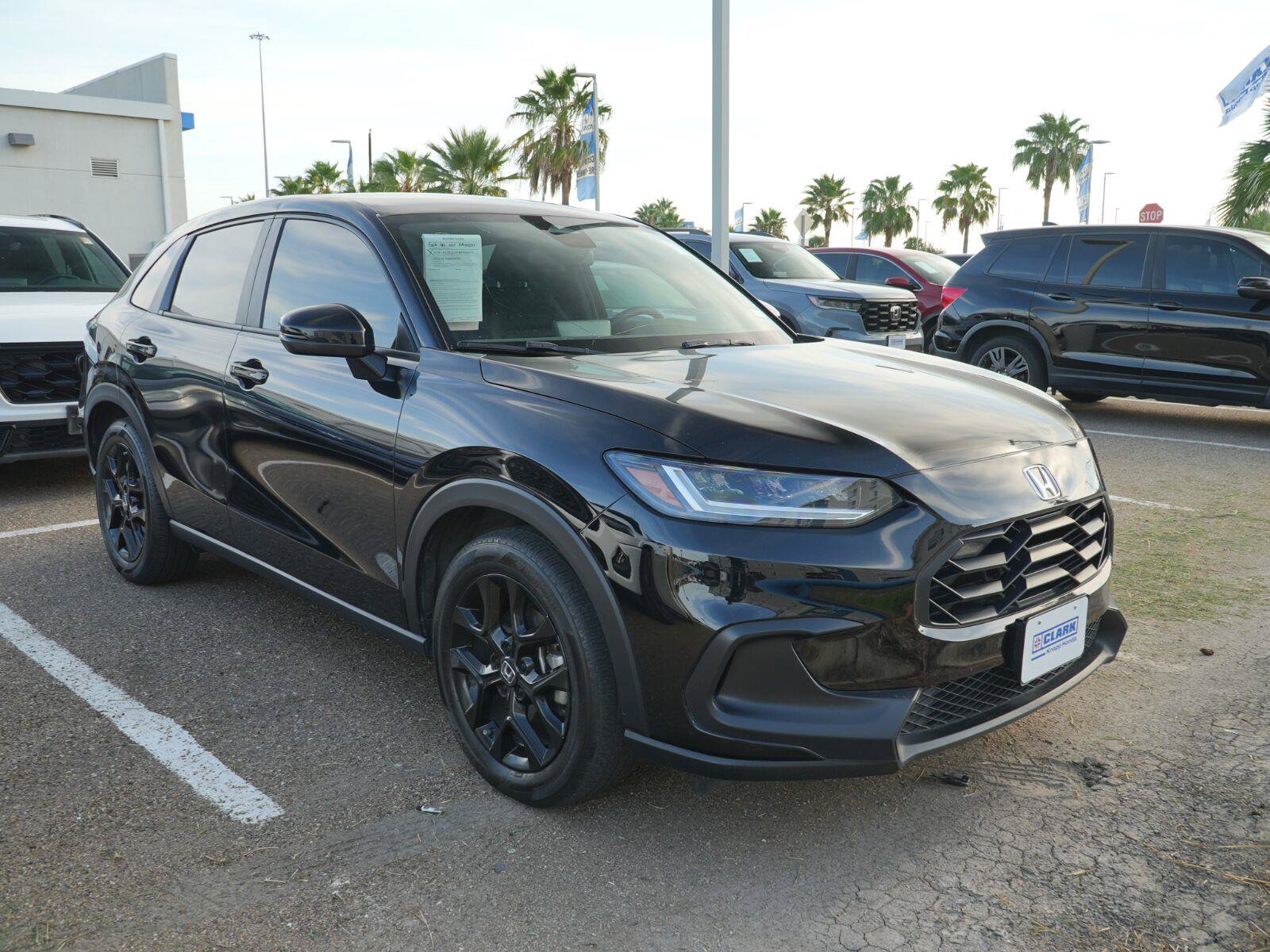 Used 2024 Honda HR-V Sport image 3