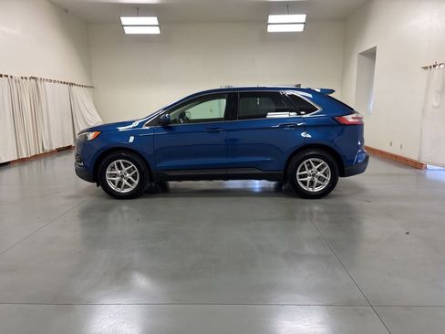 Used 2024 Ford Edge SEL AWD/4WD image 5
