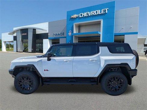 New 2026 GMC Hummer EV 2X w/ LPO, Sport Package image 9