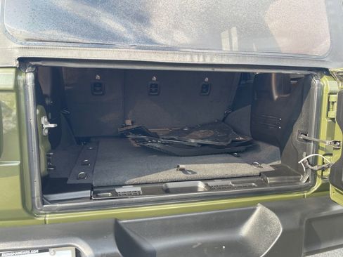 Used 2022 Jeep Wrangler Unlimited Sport image 17