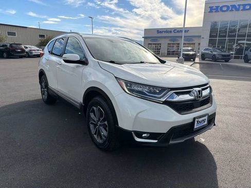 Used 2017 Honda CR-V Touring image 2