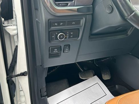 Used 2021 Ford F150 Platinum w/ Equipment Group 701A High image 20