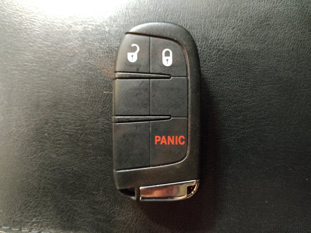 Used 2021 Jeep Compass Latitude FWD image 32