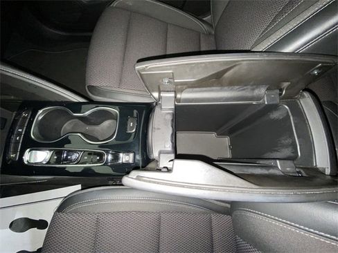 Used 2021 Buick Envision Preferred image 21