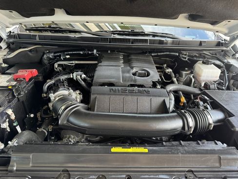 Used 2024 Nissan Frontier PRO-4X w/ Off-Road Protection Package image 43