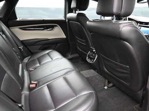 Used 2013 Cadillac XTS Platinum FWD image 15
