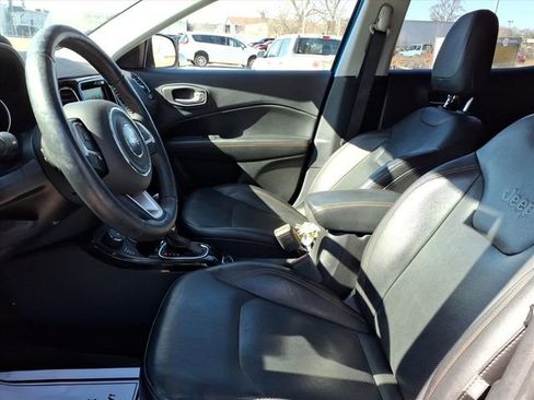 Used 2018 Jeep Compass Limited w/ Navigation Group image 13