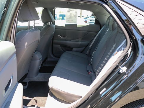 Certified 2026 Hyundai Elantra Sport FWD image 23