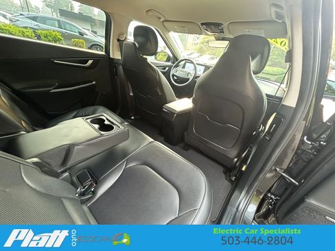 Used 2024 Kia EV6 Wind w/ Wind Technology Package AWD/4WD image 33