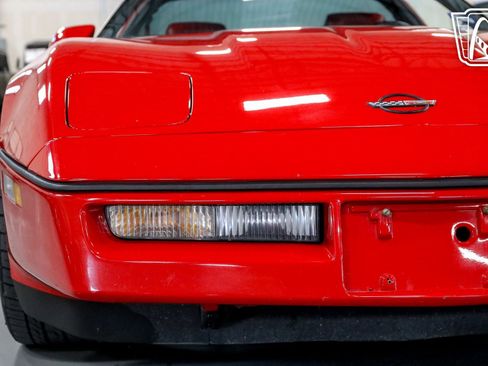 Used 1989 Chevrolet Corvette Coupe image 8