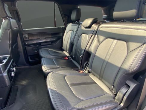 Used 2020 Ford Expedition Limited w/ Special Edition Package AWD/4WD image 24