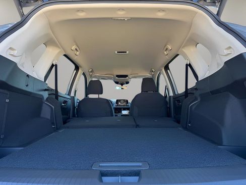 New 2026 Nissan Rogue SV image 10