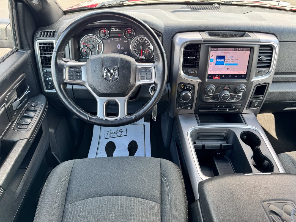 Used 2024 RAM 1500 Warlock AWD/4WD image 19