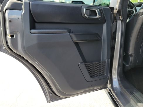 Used 2025 Ford Bronco Badlands AWD/4WD image 10