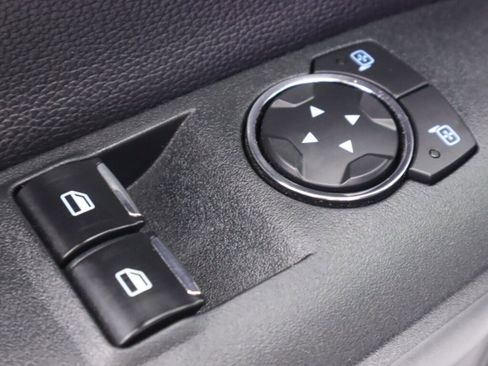 Used 2018 Ford Mustang GT image 27