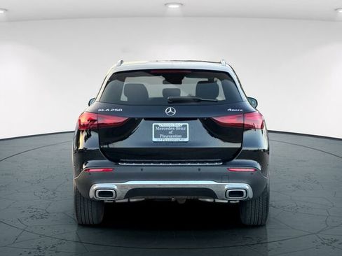 Used 2025 Mercedes-Benz GLA 250 GLA 250 4D Sport Utility 4MATI image 6