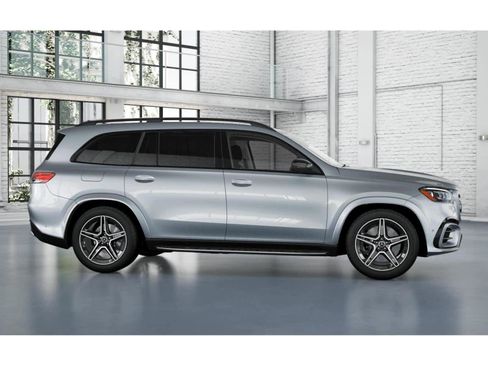 New 2026 Mercedes-Benz GLS 450 4MATIC image 15