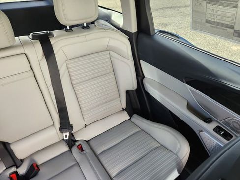 New 2026 Lincoln Nautilus Reserve image 15