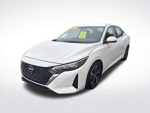 Used 2025 Nissan Sentra SV FWD image 3