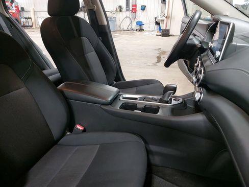 Used 2023 Nissan Sentra SV image 10