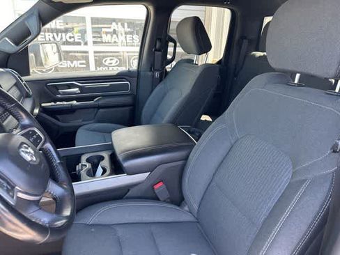 Used 2021 RAM 1500 Big Horn AWD/4WD image 3