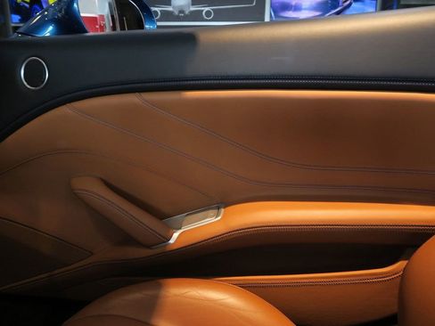 Used 2016 Ferrari California T RWD image 27