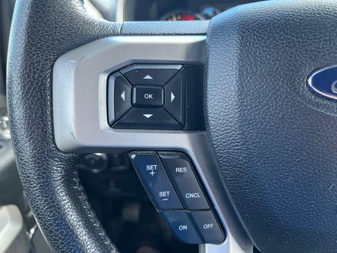 Used 2015 Ford F150 Lariat w/ Equipment Group 502A Luxury AWD/4WD image 13