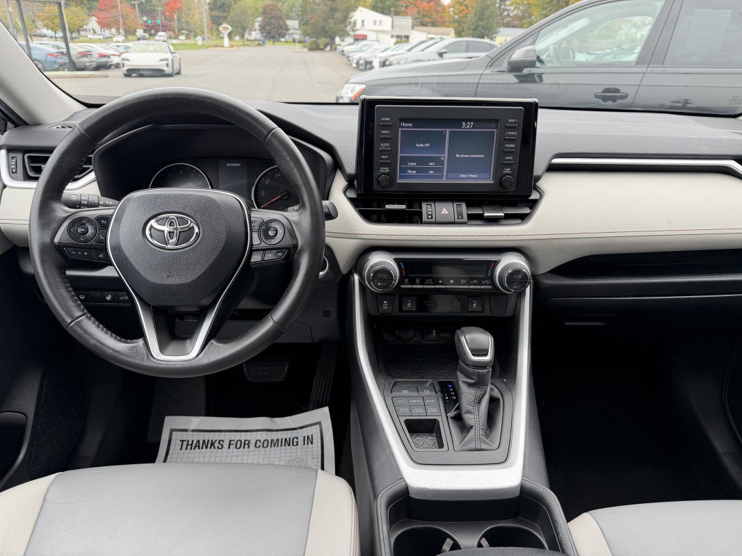 Used 2019 Toyota RAV4 XLE Premium w/ Cold Weather Package AWD/4WD image 30