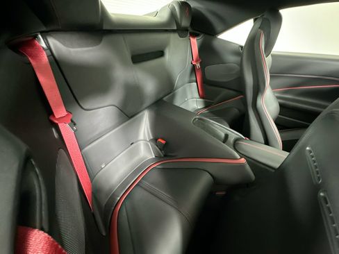 Used 2025 Ferrari Roma Spider RWD image 39