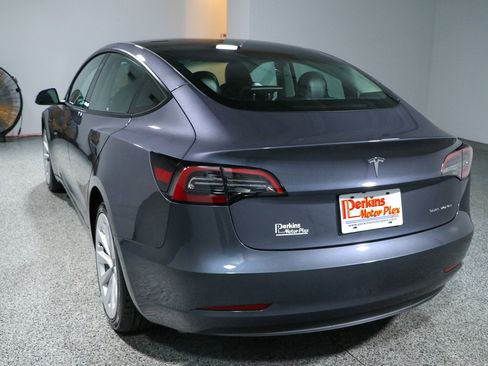Used 2023 Tesla Model 3 Long Range AWD/4WD image 9