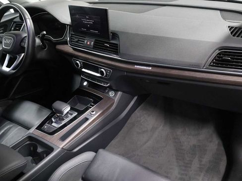 Used 2023 Audi Q5 2.0T Premium Plus w/ Premium Plus Package AWD/4WD image 6