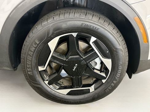 Used 2026 Kia Sportage S AWD/4WD image 11